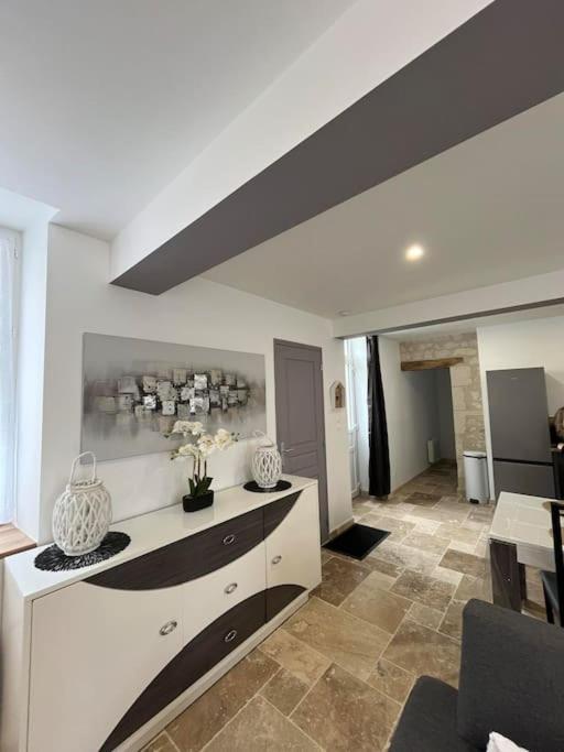 Charmante Maison De Bourg Cosy Acces Wifi Sepmes Bagian luar foto