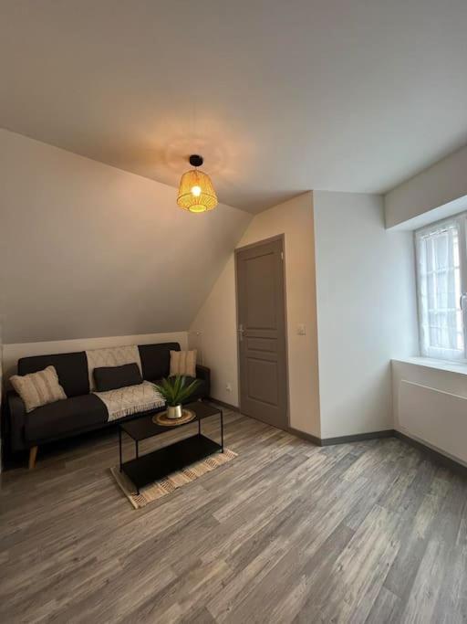 Charmante Maison De Bourg Cosy Acces Wifi Sepmes Bagian luar foto