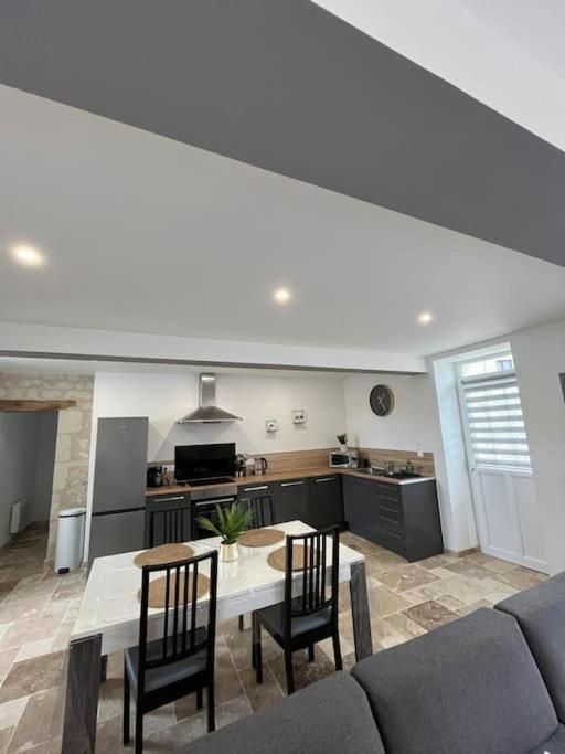 Charmante Maison De Bourg Cosy Acces Wifi Sepmes Bagian luar foto